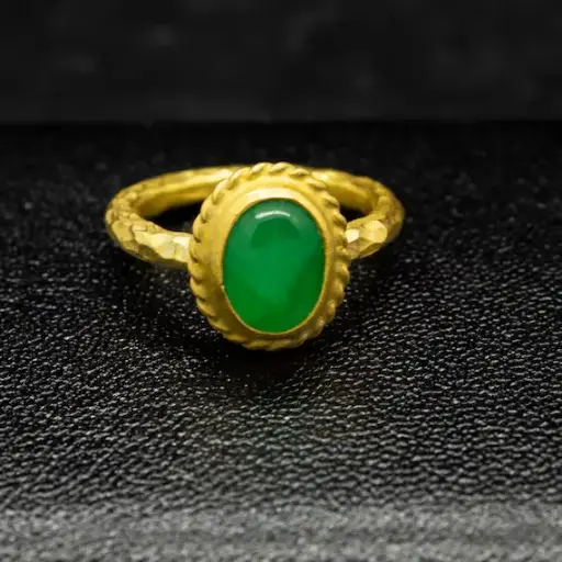 鍍金翡翠戒指——橢圓形鑲嵌